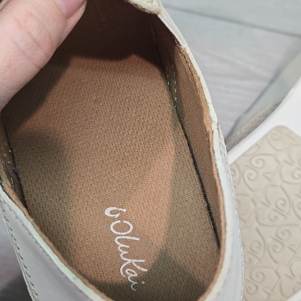 Olukai Women Pehuea Comfort Slip-On Sneakers in Light Beige Shoes Sz 8.5 - Picture 11 of 11